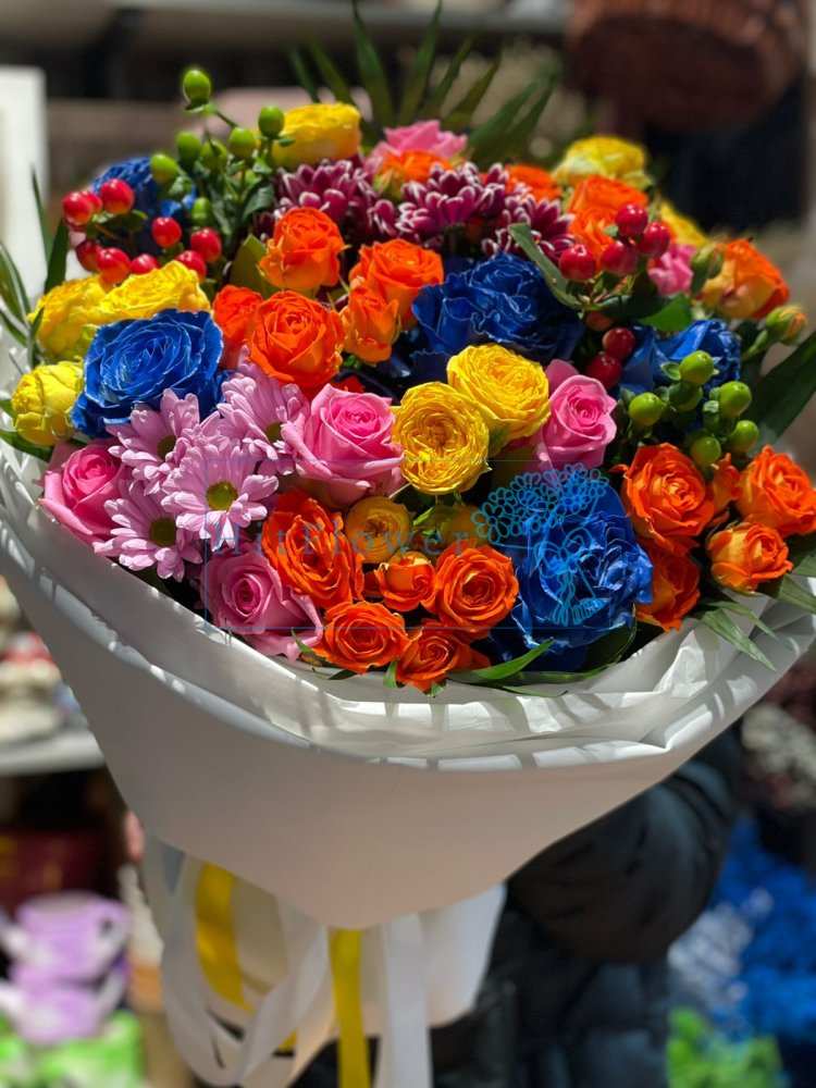 Букет цветов Стрелы Амура Букет цветов из: Розы и Хризантемы